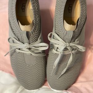 Uggs Willow sneakers